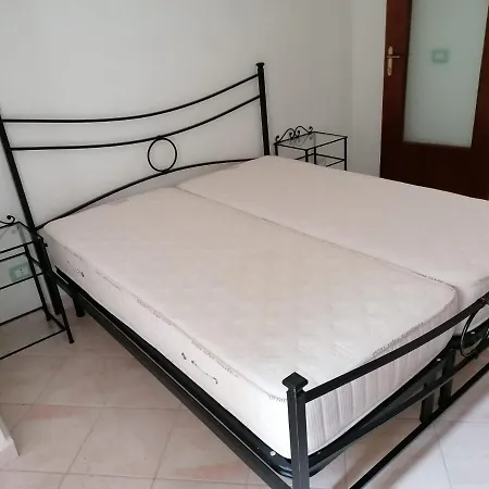 Casa Toti Ogliastro Cilento * أولياسترو تشيلنتو